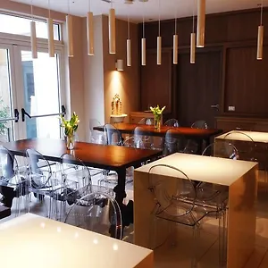 https://la-castellana-loft-hotel.it-lombardy.com