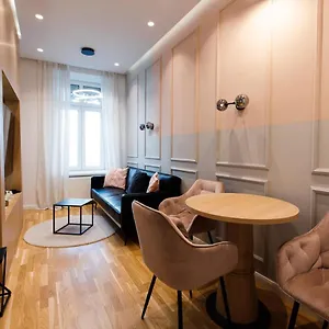 Apartament Zeus Design Wasserwelt, Viena
