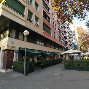 rezervați aici