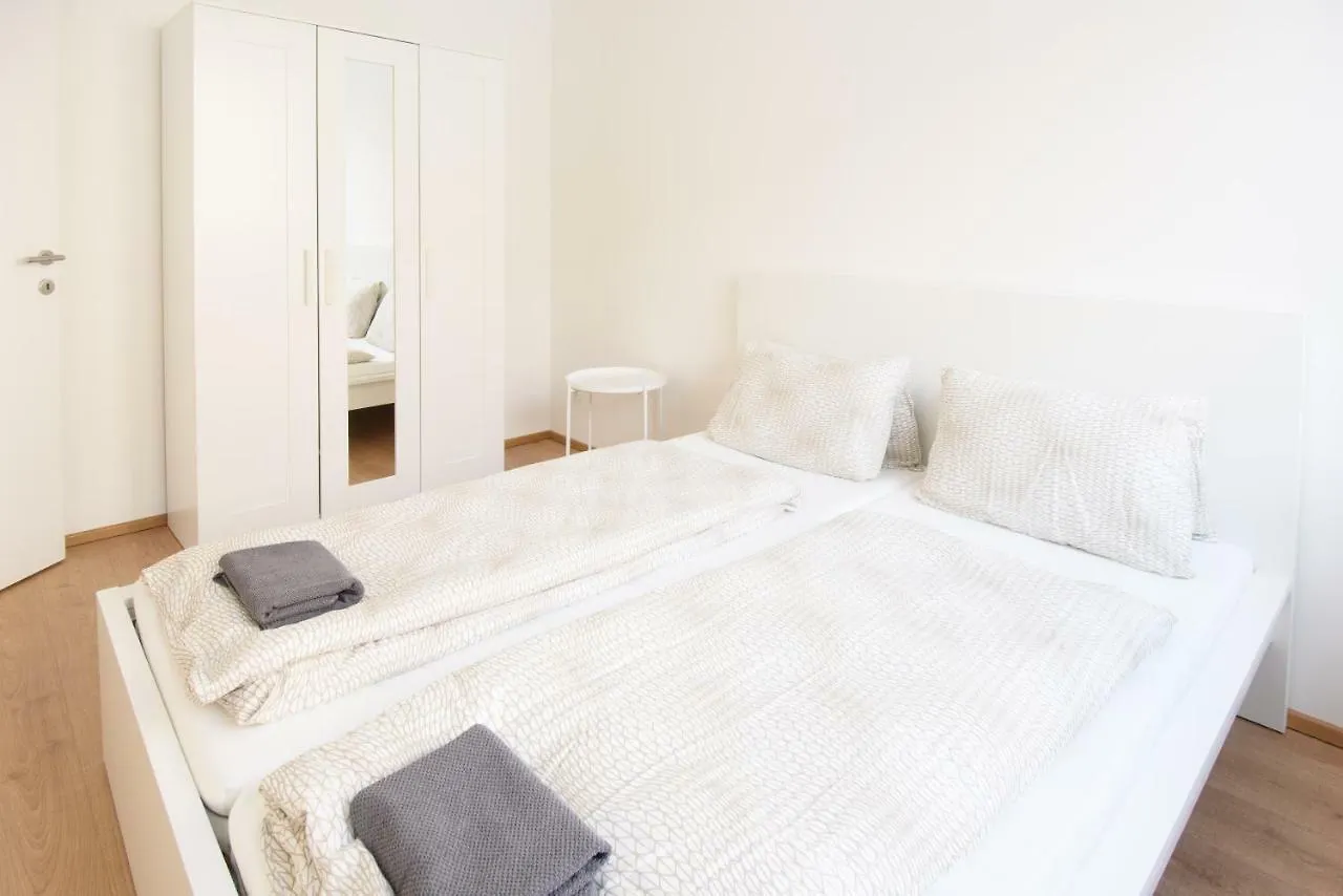 Vienna City Apartments 1100 Вена