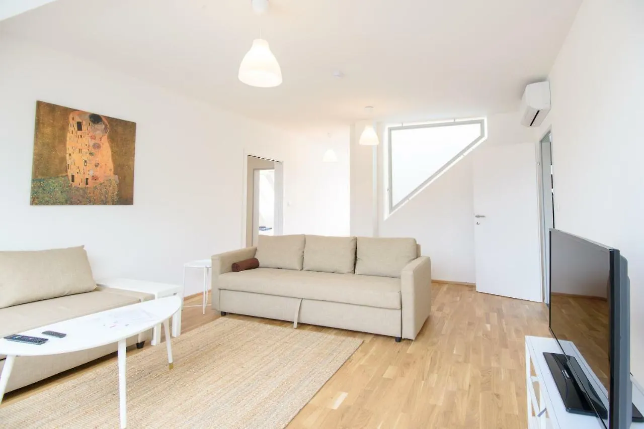 Vienna City Apartments 1100 Вена